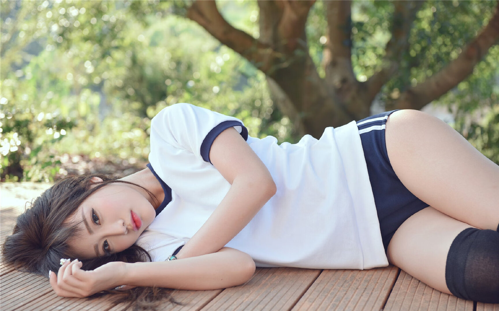 开云官网登录-精彩的足球赛季拉开序幕，球队展现技艺，足球 赛季